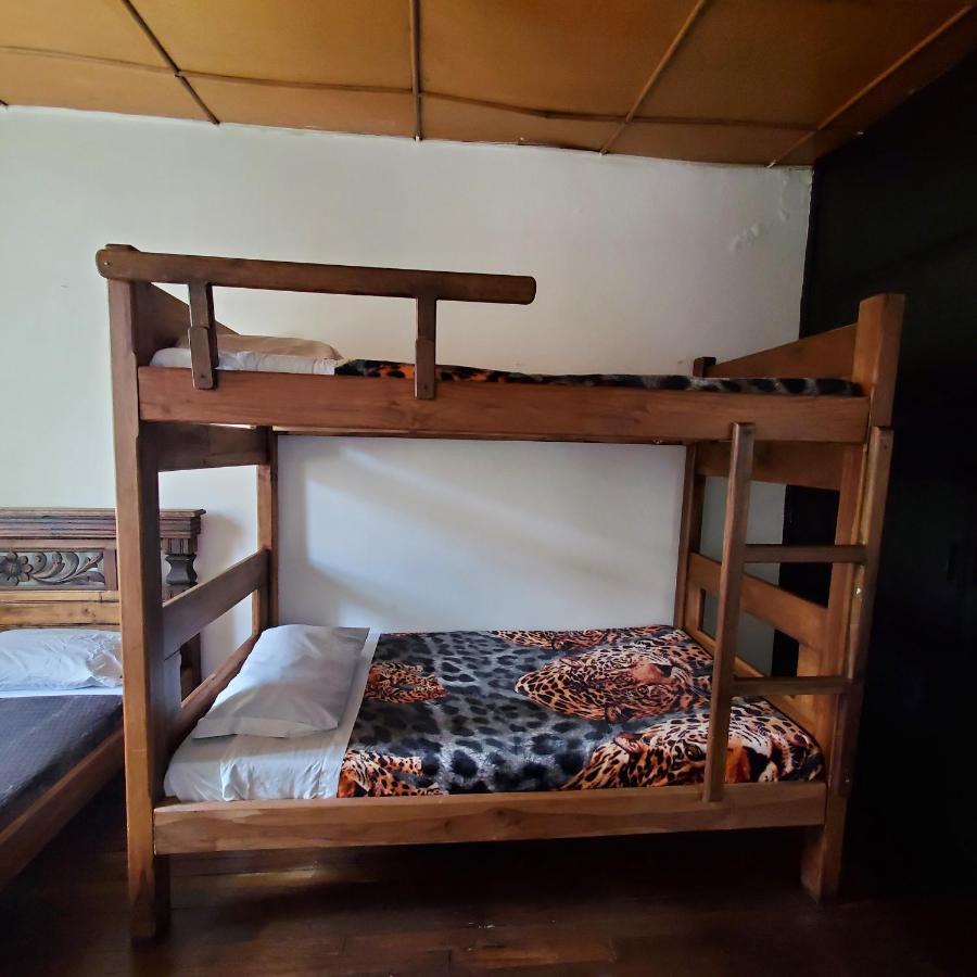 Hostal Cq Chapinero Bogota Bagian luar foto